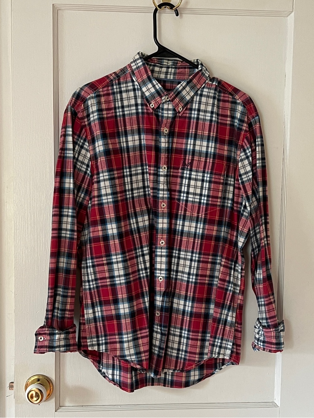American Eagle Outfitters Red and White Plaid Button-Down Shirt